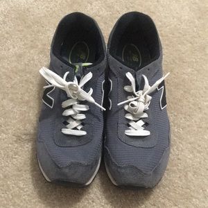 GREY AND NEON GREEN SNEAKERS